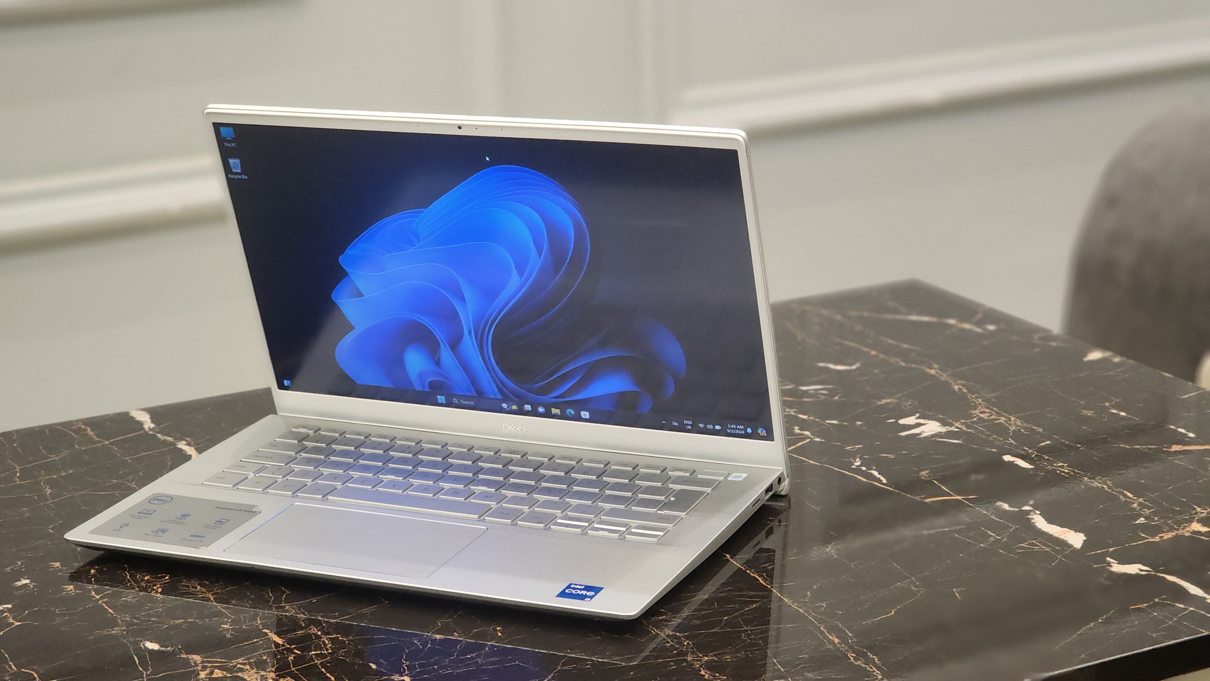 Dell Inspirion 5402
