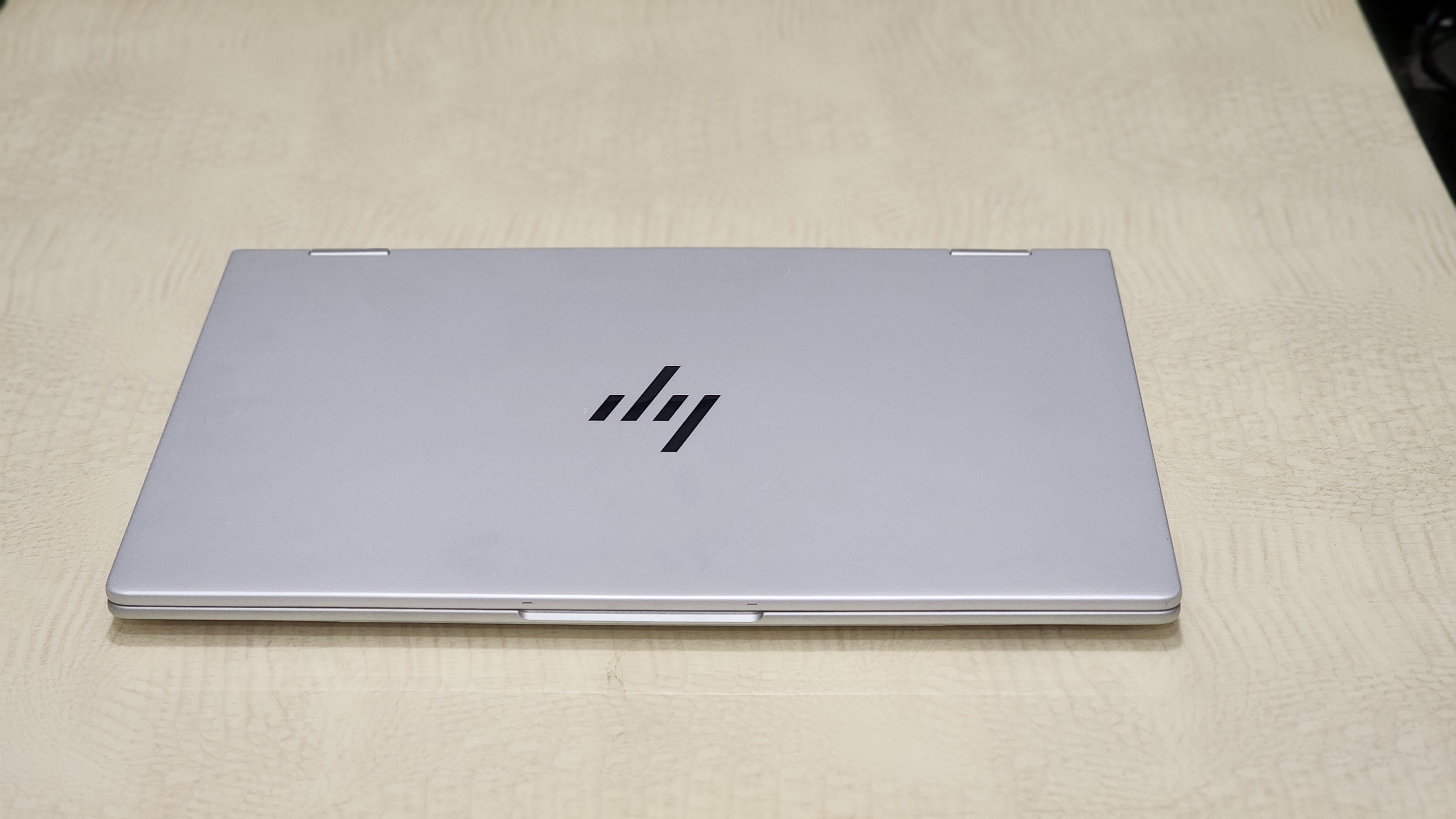 HP Elitebook 1040 G11