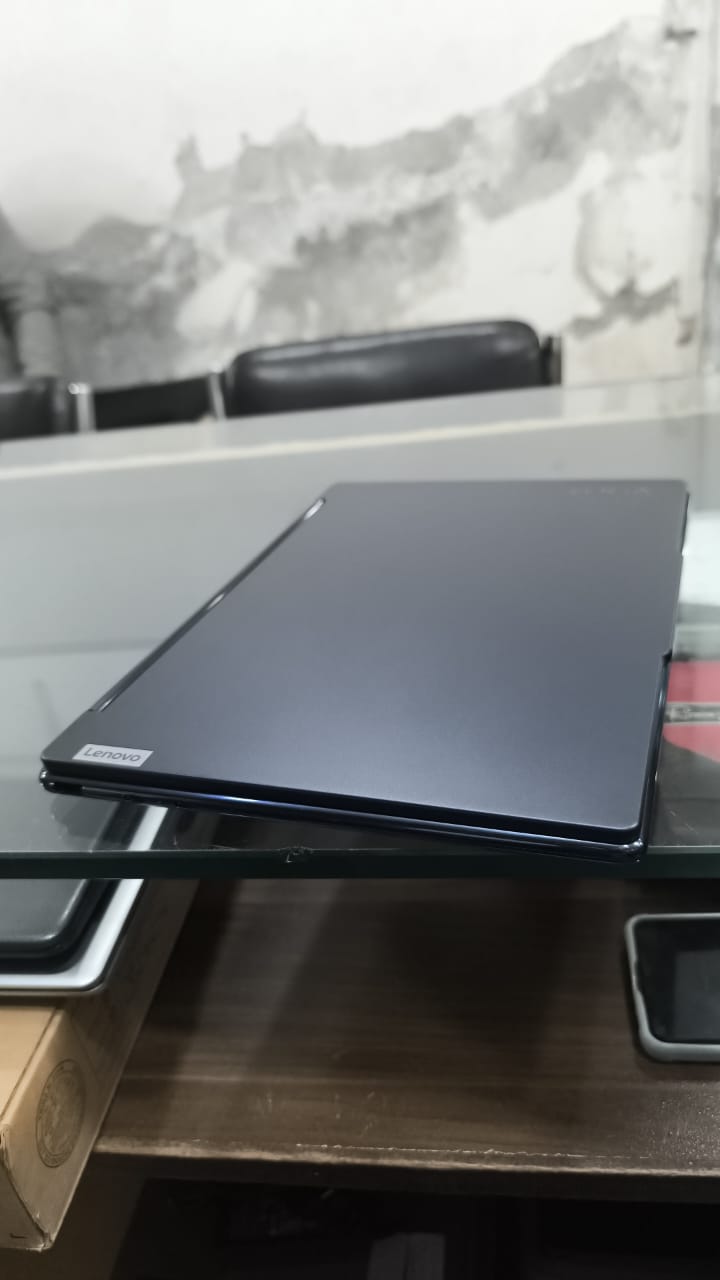 Lenovo YOGA 9 14th gen
